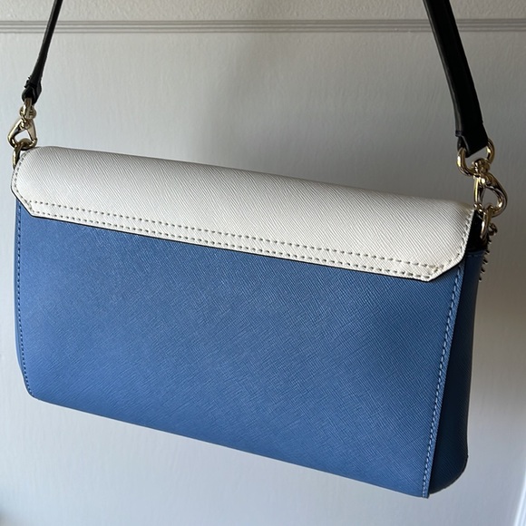 Kate Spade carson convertible crossbody/shoulder/clutch in blue/white with chain - Picture 2 of 7